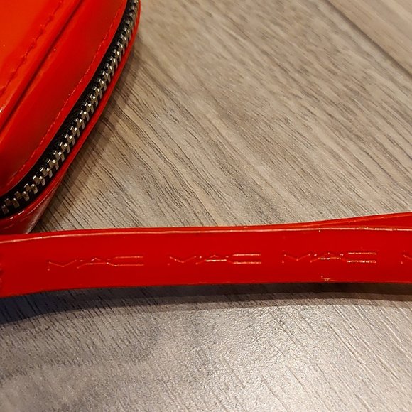 MAC Cosmetics small tote - Picture 6 of 6